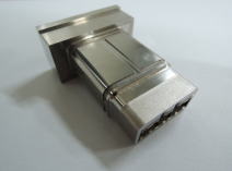 ���^�������H